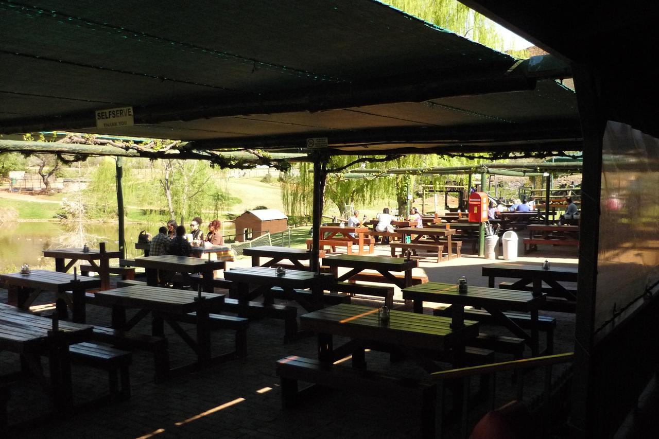 Wilgewandel Holiday Farm & Day Restaurant Oudtshoorn Zewnętrze zdjęcie